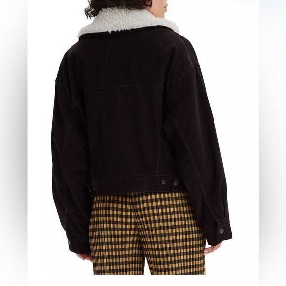 Levi’s Women’s Sherpa Baby Baggy Trucker Black Jacket Size L - Picture 2 of 10